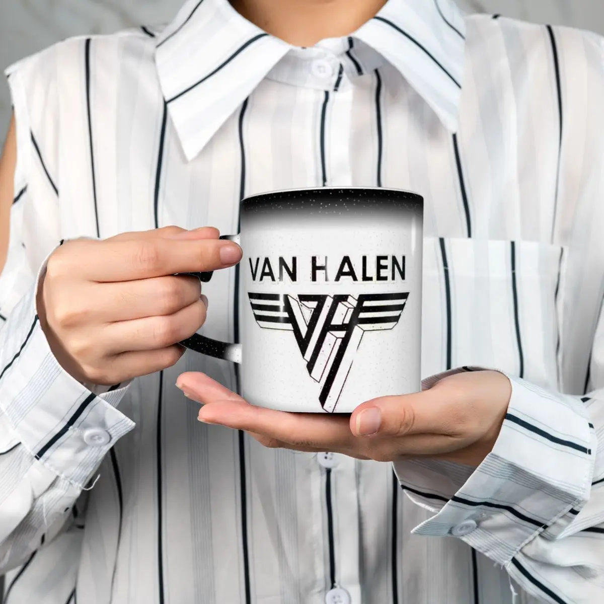 Van Halen 5150 Logo Mok Grappi - Coffee Tea Van recensie en prijs