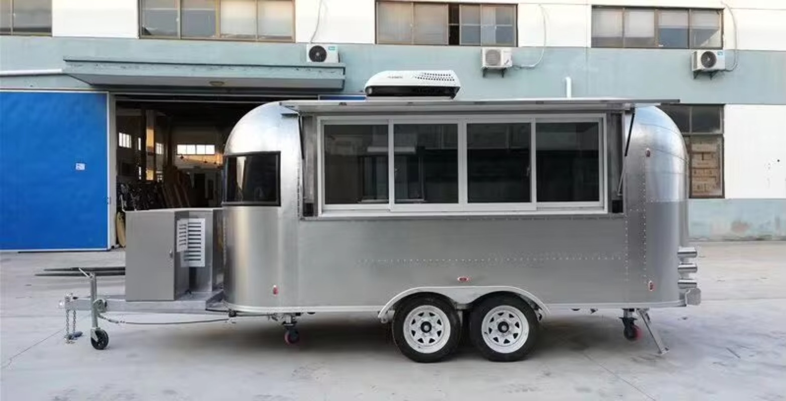 Foodtruck, mobiel restaurant,  - Coffee And Tea Bar recensie en prijs